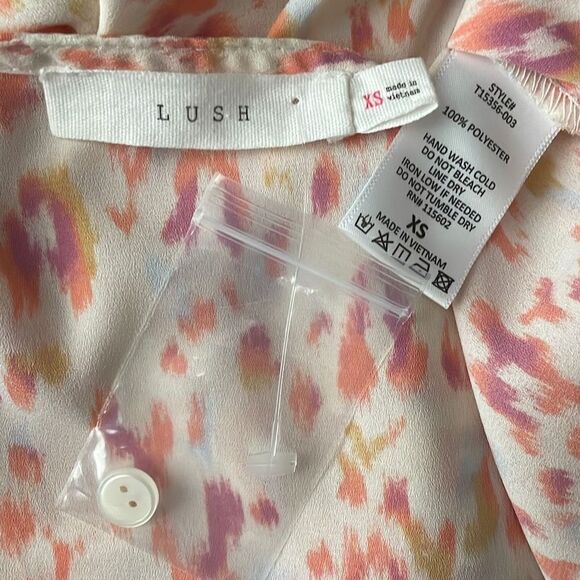 LUSH Pink Peach Yellow Pastel Leopard Print Button Front Blouse XS - Picture 4 of 5